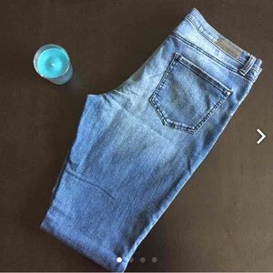 DKNY Jeans