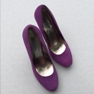 Purple Steve Madden suede pumps