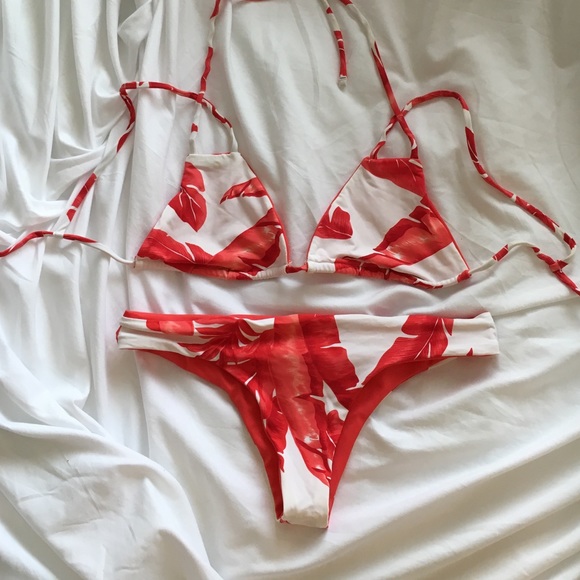 Mikoh Other - red banana leaf reversible set