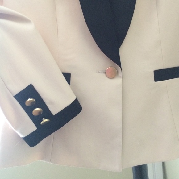 Cream Jacket - Picture 3 of 4