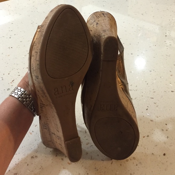 Cork wedges - Picture 3 of 3