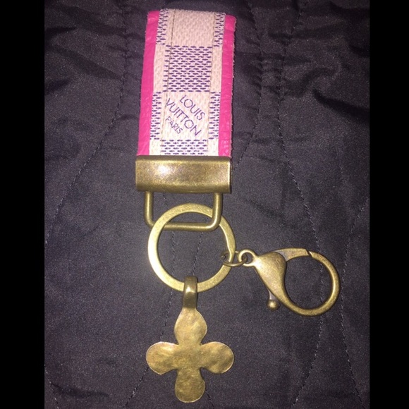 Louis Vuitton Damier Azur key chain
