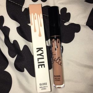 Kylie Lip Gloss in "So Cute" *NEW APPLICATOR*