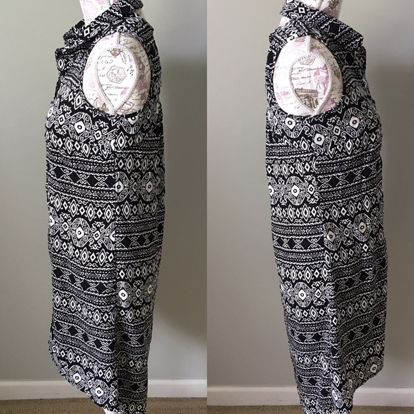 ⭐️Sleeveless Tribal Shirt Dress - Picture 2 of 4