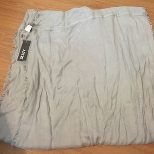 Grey infinity loop scarf