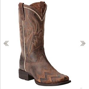 Ariat Chevron boots size 7
