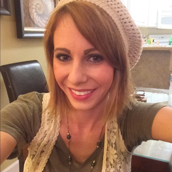 Meet your Posher, Lori