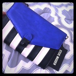 BRAND NEW blue and black Steve Madden clutch