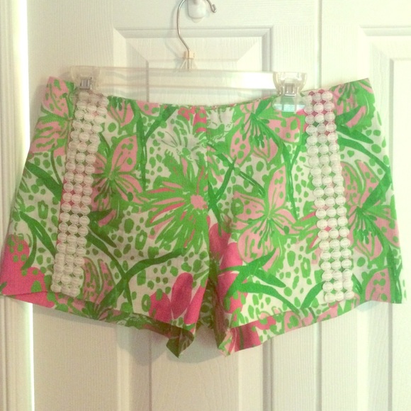 Lilly Pulitzer Liza Short in Beach Rose