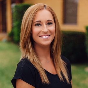 Meet your Posher, Alyson