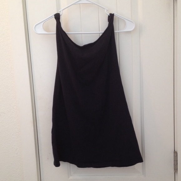 Edgy guitar tank - Picture 4 of 4