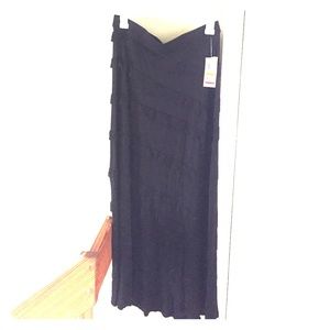 NWT Great black maxi skirt with small ruffles