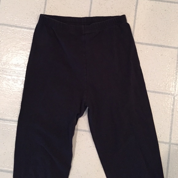 Black leggings // workout - Picture 2 of 2