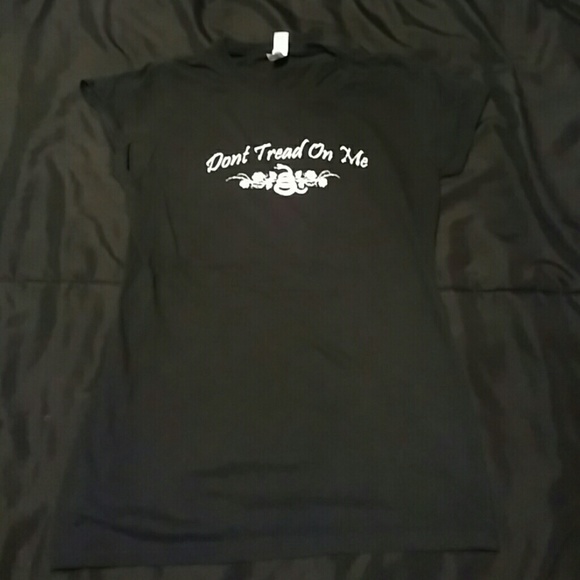 Dont Tread On Me tshirt