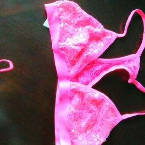 Fashion show bralette