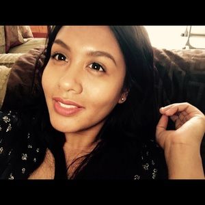 Meet your Posher, Vanessa