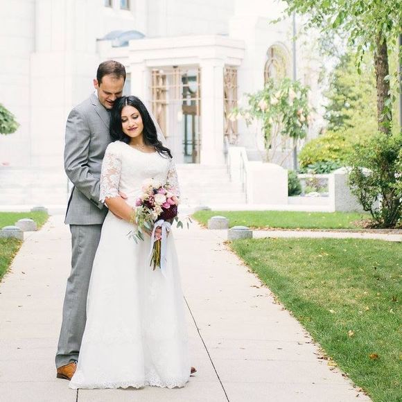 Meet your Posher, Sarah - Picture 1 of 1