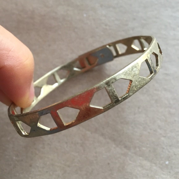 Cut out gold cuff
