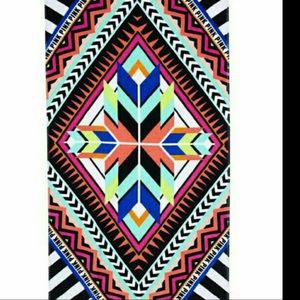 Nwt vs pink Beach towel