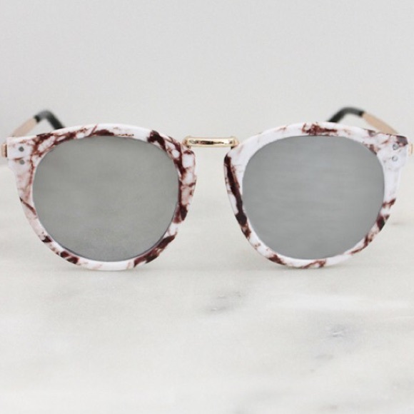 ⭐️Marble Sunglasses⭐️ - Picture 2 of 4