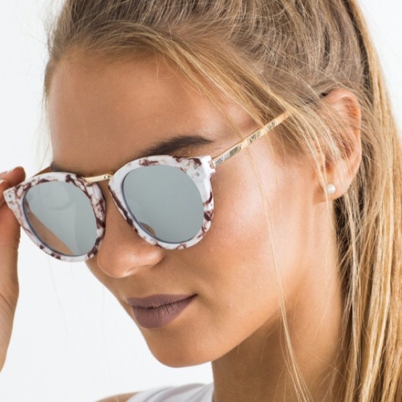 ⭐️Marble Sunglasses⭐️ - Picture 3 of 4