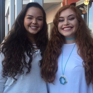 Meet your Posher, Caitlyn