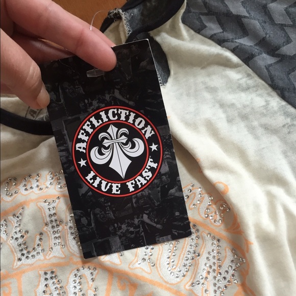 Affliction 3/4 sleeve woman shirt - Picture 3 of 3