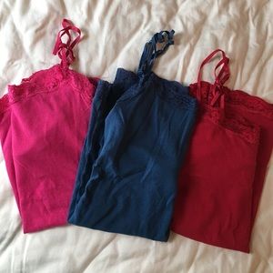 Cami bundle!! Aeropostale lace cami!