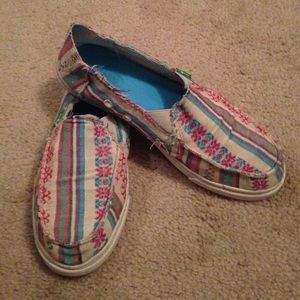 Aztec Printed Sanuks