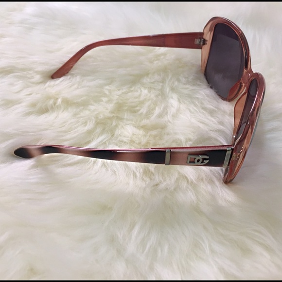 DG Multi-Colored Maroon & White Sunglasses - Picture 2 of 4