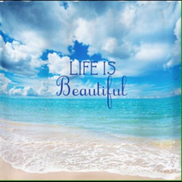 Meet your Posher, Yolanda - Picture 2 of 2