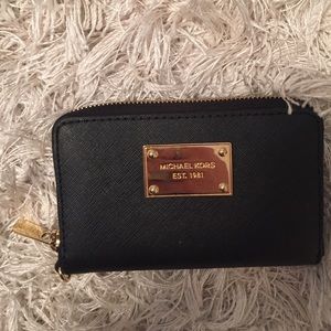 Michael Kors Jet Set Saffiano Wallet.