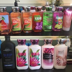 LOT OF 12 BATH AND BODY WORKS ITEMS!