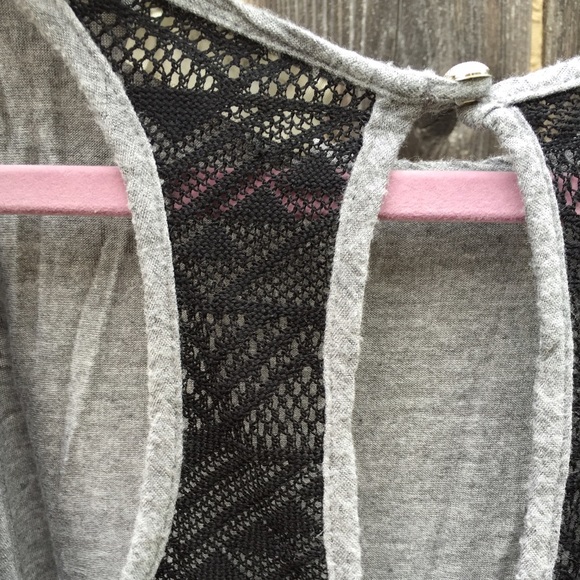 Tank-top - Picture 4 of 4