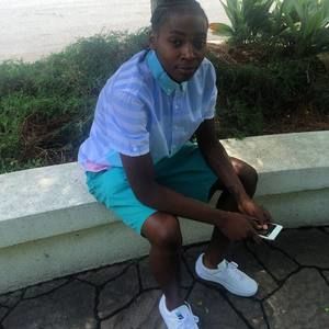 Meet your Posher, Antoinette