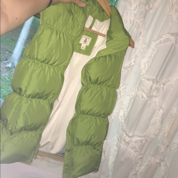 Green lands end vest!!