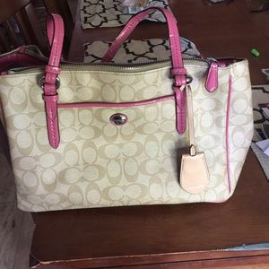 Authentic Coach purse!!