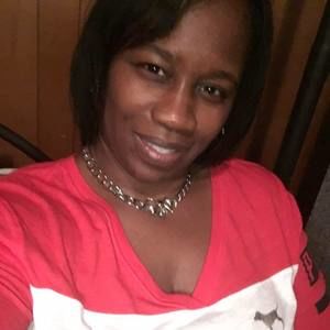 Meet your Posher, Regina