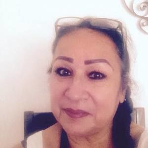 Meet your Posher, Vanessa