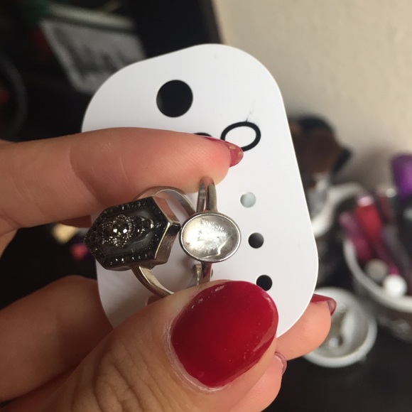 🔴 SOLD 🔴Two ALDO Rings - Picture 2 of 3