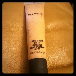 Mac studio sculpt in NC20