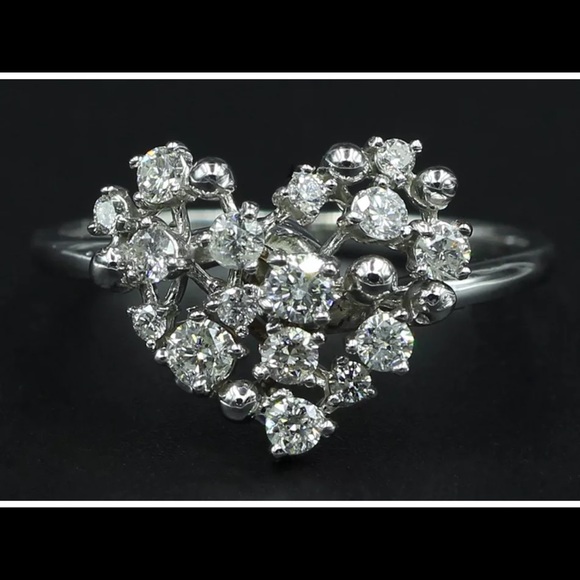 0.49 Ct. Round Cut Diamond Heart Shaped Ring