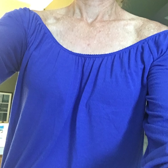 Sexy off the shoulder beautiful blue blouse - Picture 4 of 4