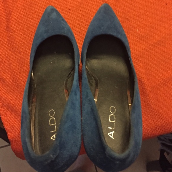 Blue Suede ALDO Wedges - Picture 2 of 4