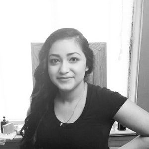 Meet your Posher, Esmeralda