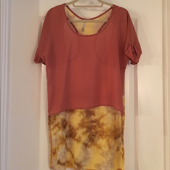 Top with back cutouts!