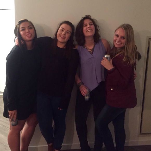 Meet your Posher, Hannah