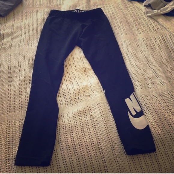 Nike leggings
