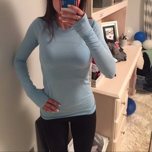 BRAND NEW Lululemon Swiftly Tech Long Sleeve Crew