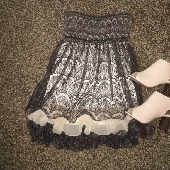 Strapless ruffles and lace grey dress